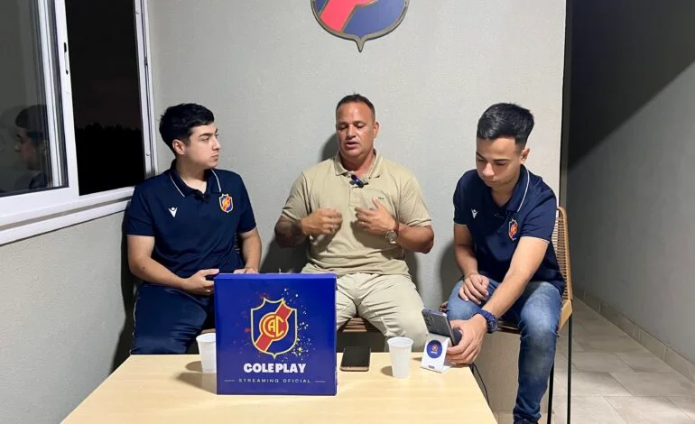 Entrevista en Coleplay: Leonardo Fernández